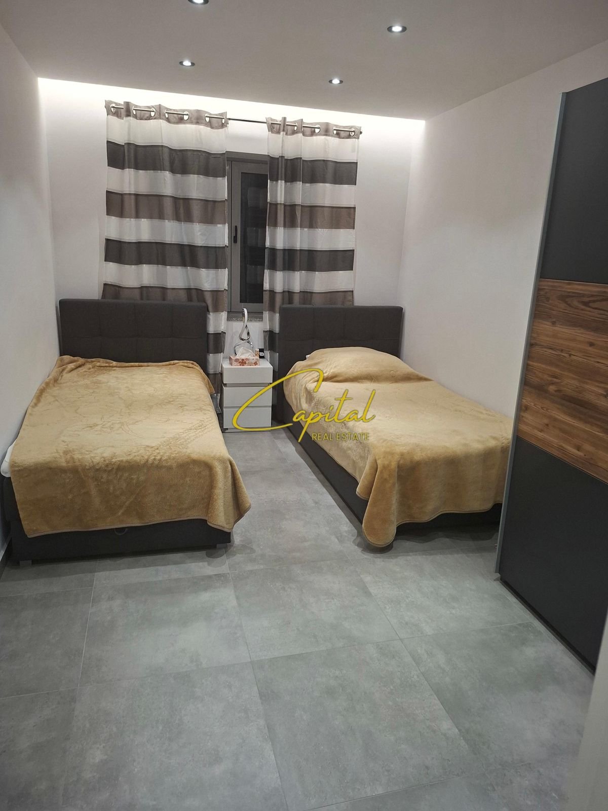 APARTAMENT ME QIRA 1+1 KOMUNA E PARISIT 750 EURO