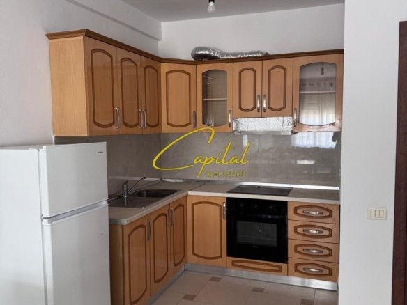 APARTAMENT ME QIRA 2+1 YZBERISHT 47.000 LEKE