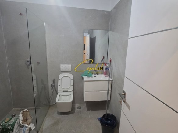 APARTAMENT ME QIRA 1+1 RRUGA E KAVAJES 80.000 LEKE