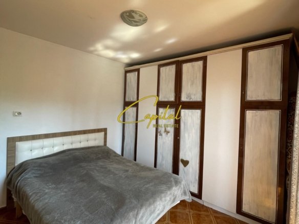 APARTAMENT ME QIRA 2+1 RRUGA FERTI XHAJKO 60.000 LEKE