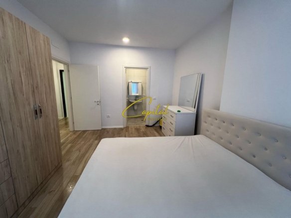 APARTAMENT ME QIRA 2+1 UNIVER CITY 55.000 LEKE