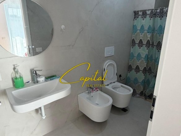 APARTAMENT ME QIRA 2+1 ALI DEMI 50.000 LEKE