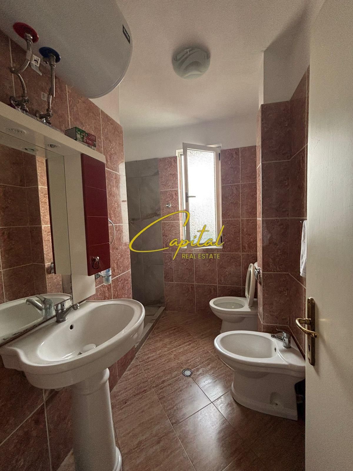 APARTAMENT ME QIRA 1+1 MYSLYM SHYRI 600 EURO