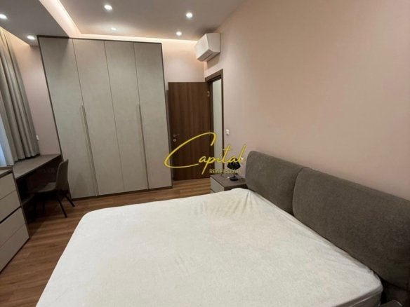 APARTAMENT ME QIRA 2+1 KOMPLEKSI FARMACIA 10 70.000 LEKE