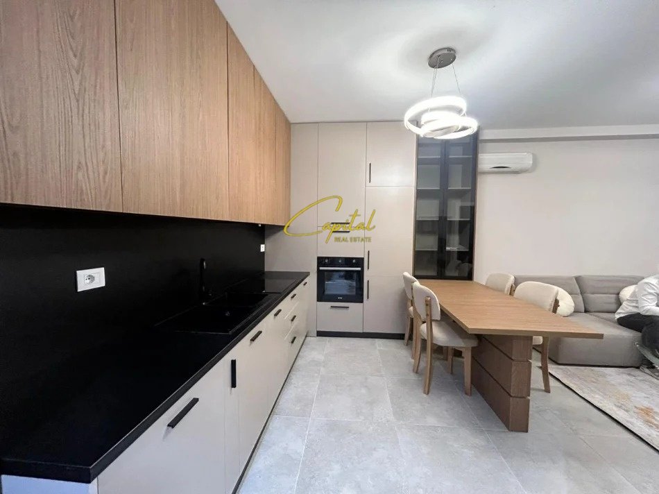 APARTAMENT ME QIRA 1+1 KOMPLEKSI GOLDEN PARK 3 500 EURO