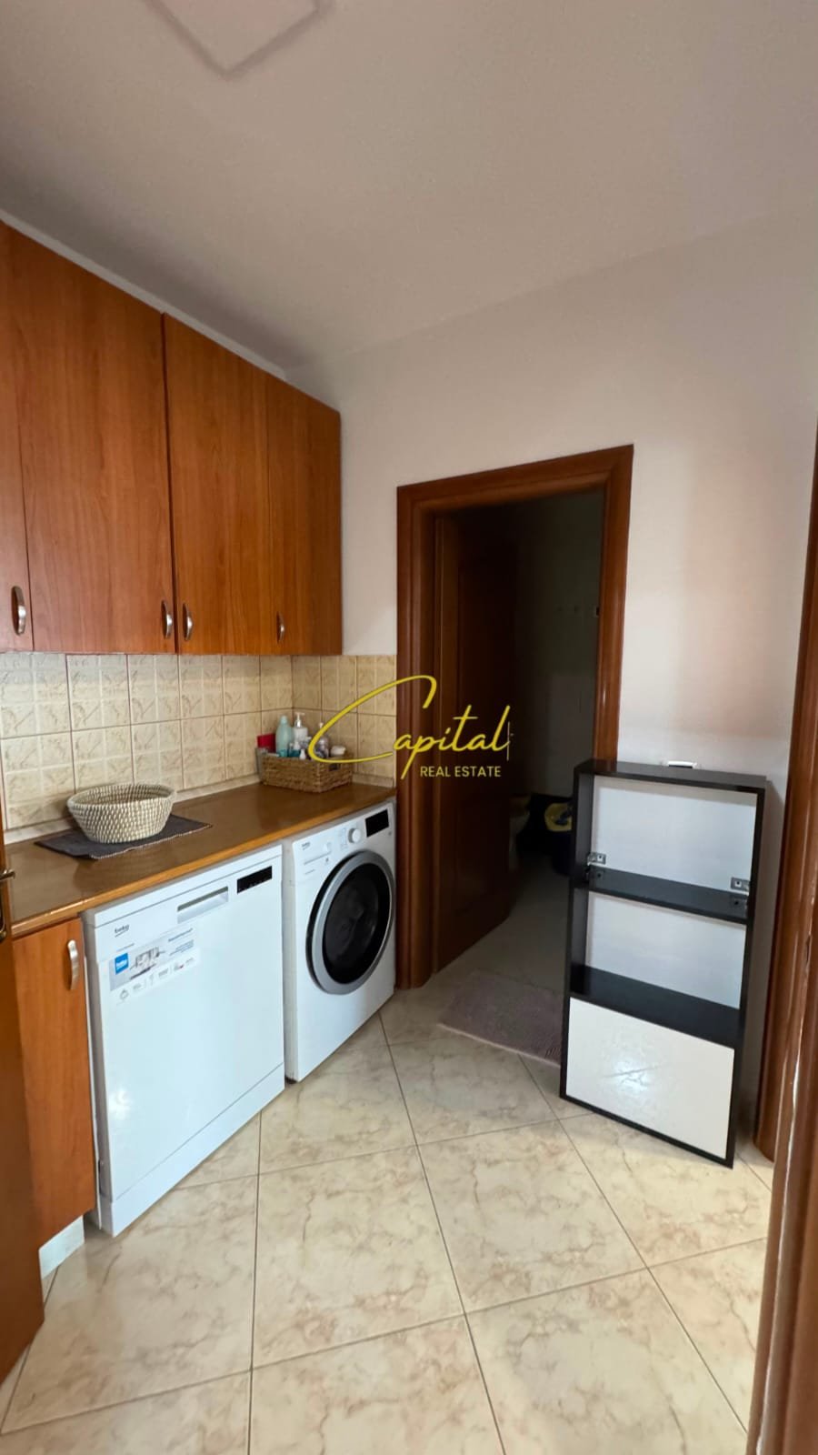 APARTAMENT ME QIRA 2+1 21 DHJETORI 850 EURO