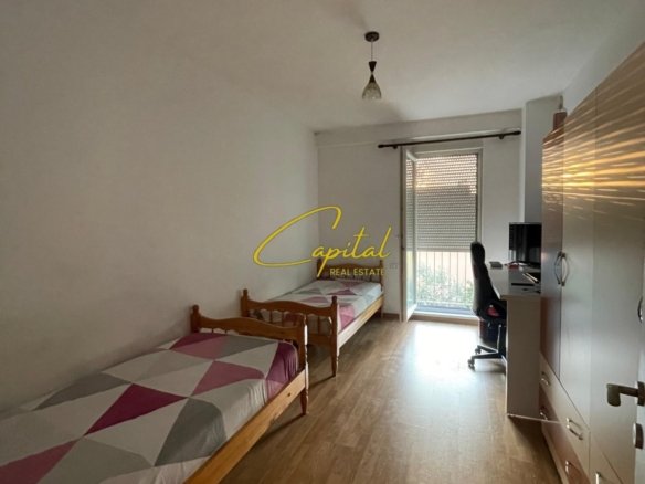 APARTAMENT ME QIRA 2+1 QYTET STUDENTI 55.000 LEKE