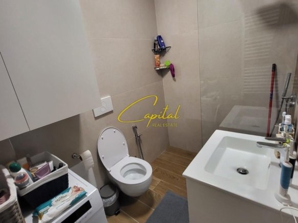 SHITET APARTAMENT 1+1 ISH TREGU ELEKTRIK 150.000 EURO