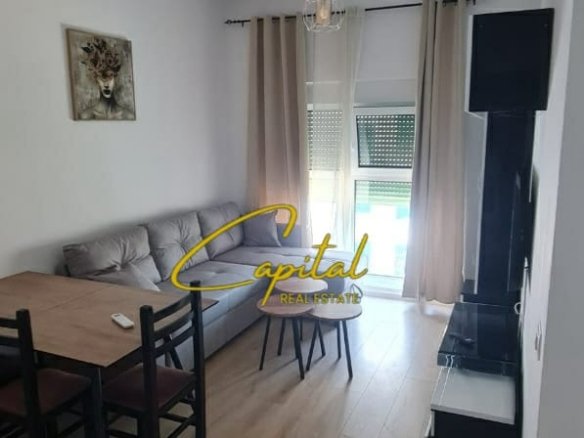 APARTAMENT ME QIRA 2+1 ALI DEMI 50.000 LEKE