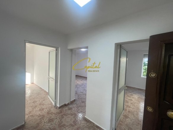 APARTAMENT ME QIRA 2+1 RRUGA FERIT XHAJKO 50.000 LEKE
