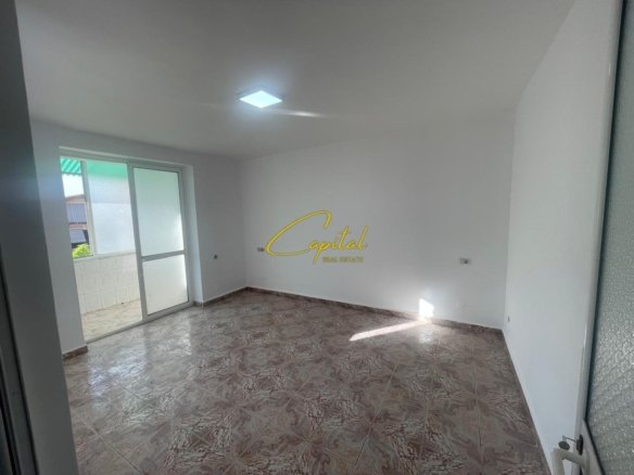 APARTAMENT ME QIRA 2+1 RRUGA FERIT XHAJKO 50.000 LEKE