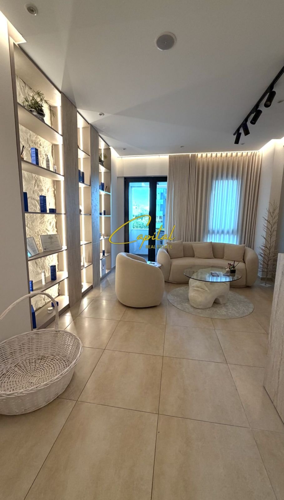 WhatsApp Image 2026-06-27 at 11.23.35 AM (1) ZYRE ME QIRA 100 M2 KOMPLEKSI SQUARE 21 1.100 EURO
