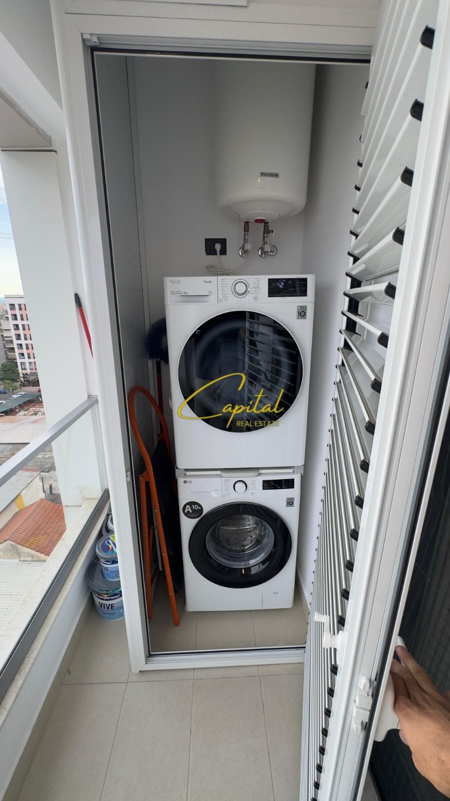 APARTAMENT ME QIRA 1+1 PORCELANI 80.000 LEKE