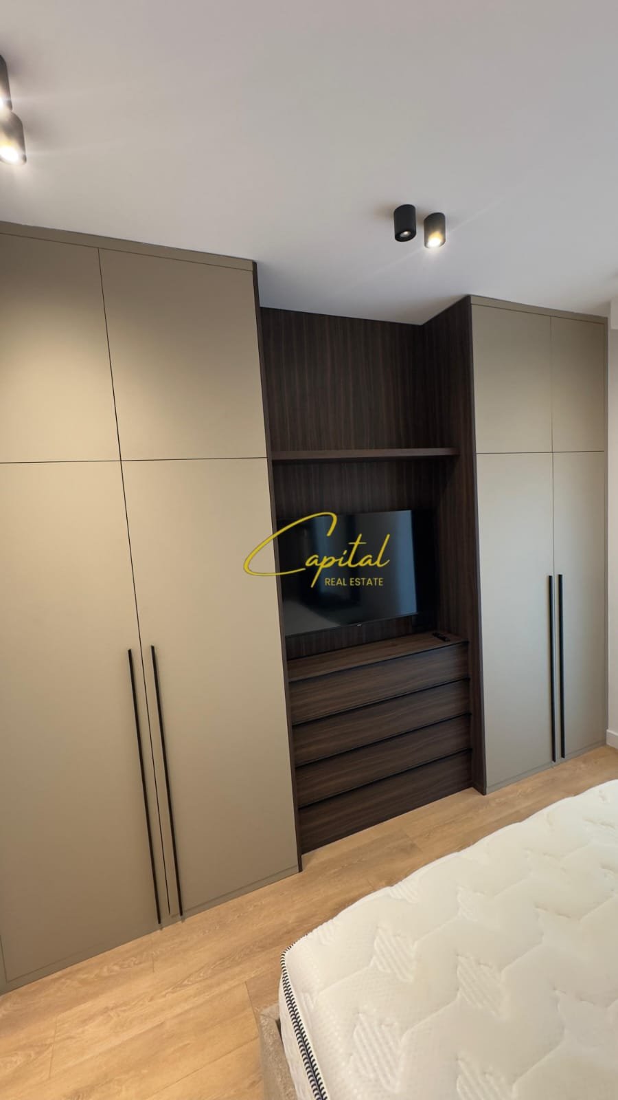 APARTAMENT ME QIRA 1+1 PORCELANI 80.000 LEKE
