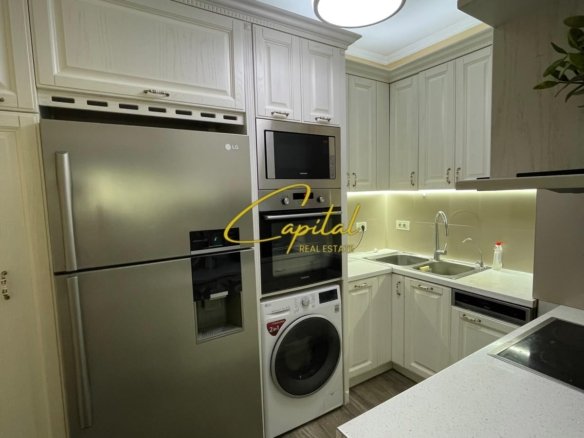 APARTAMENT ME QIRA 2+1 RRUGA E KAVAJES 900 EURO
