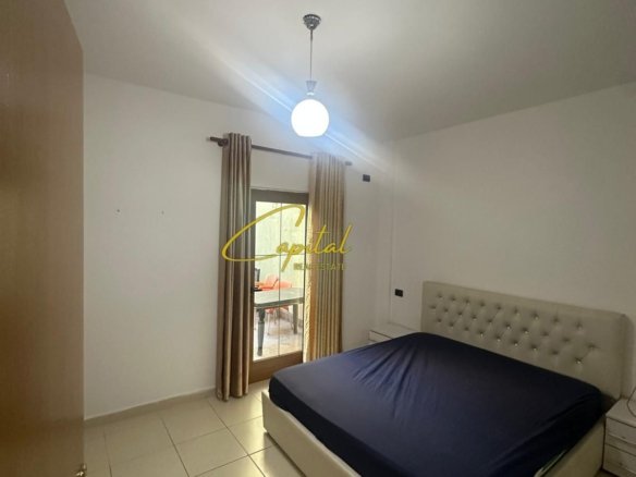 APARTAMENT ME QIRA 1+1 RRUGA E DIBRES 50.000 LEKE