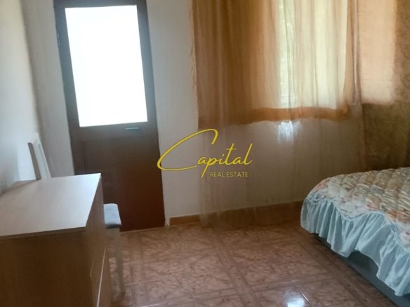 APARTAMENT ME QIRA 2+1 ISH TREGU ELEKTRIK 40.000 LEKE