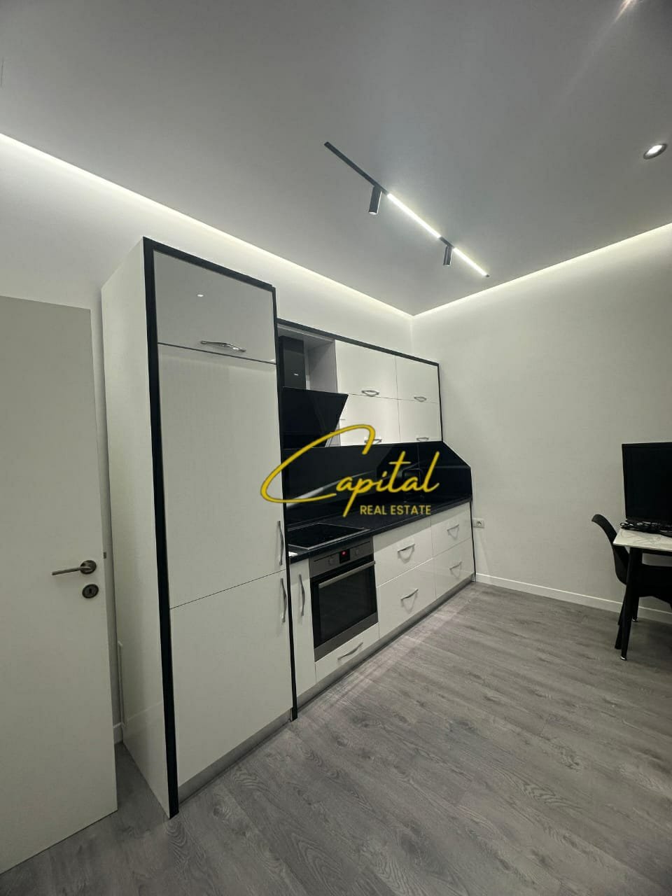 APARTAMENT ME QIRA 1+1 RRUGA E ELBASANIT 70.000 LEKE