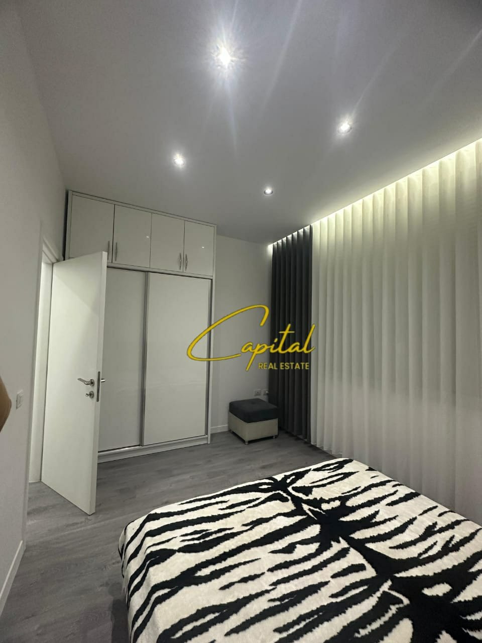 APARTAMENT ME QIRA 1+1 RRUGA E ELBASANIT 70.000 LEKE