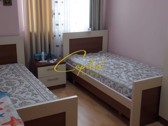 APARTAMENT ME QIRA 2+1 RRUGA JORDAN MISJA 65.000 LEKE