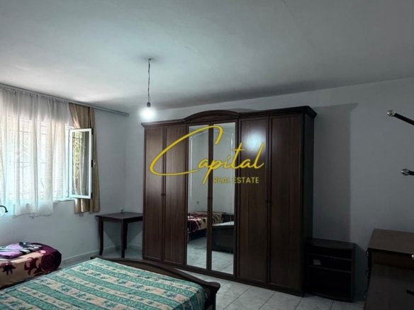 APARTAMENT ME QIRA 1+1 ZOGU I ZI 40.000 LEKE