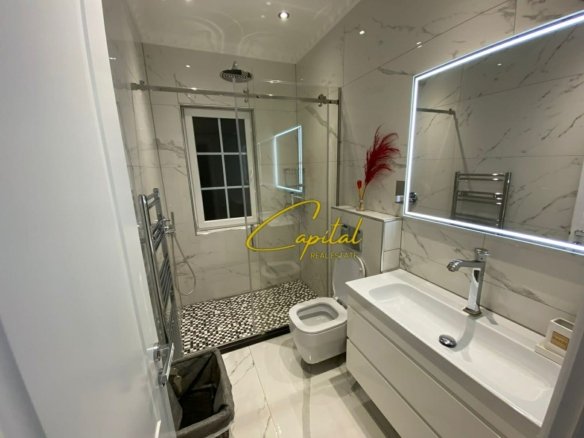 APARTAMENT ME QIRA 2+1 ALLIAS 450 EURO