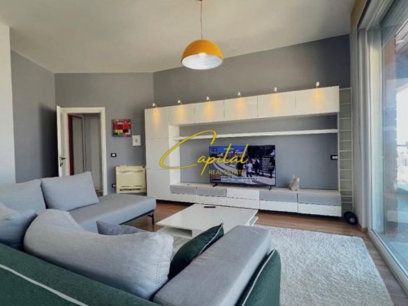 APARTAMENT ME QIRA 2+1 KOPSHTI BOTANIK 80.000 LEKE