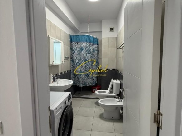 APARTAMENT ME QIRA 2+1 KOMPLEKSI GOLDEN PARK 3 60.000 LEKE