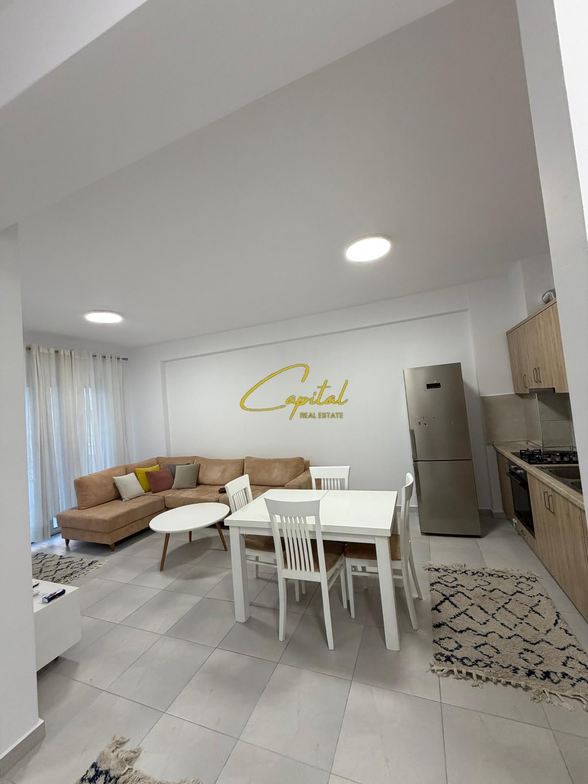 APARTAMENT ME QIRA 2+1 KOMPLEKSI GOLDEN PARK 3 60.000 LEKE