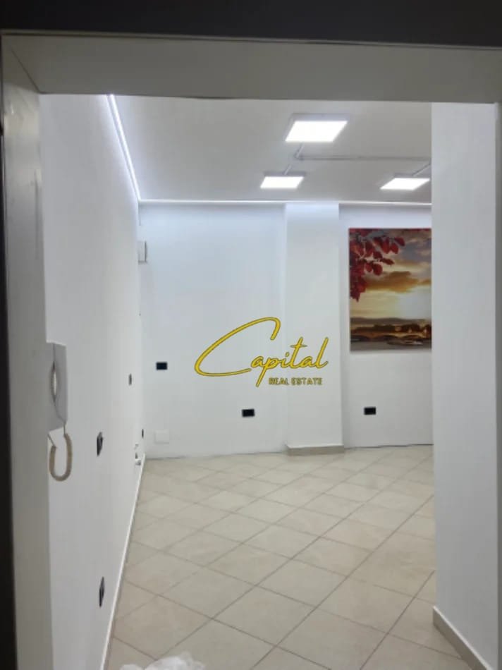 AMBIENT BIZNESI ME QIRA 76 M2 ASTIR 70.000 LEKE