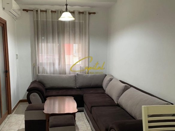 SHITET APARTAMENT 1+1 MYSLYM SHYRI 15.000.000 LEKE