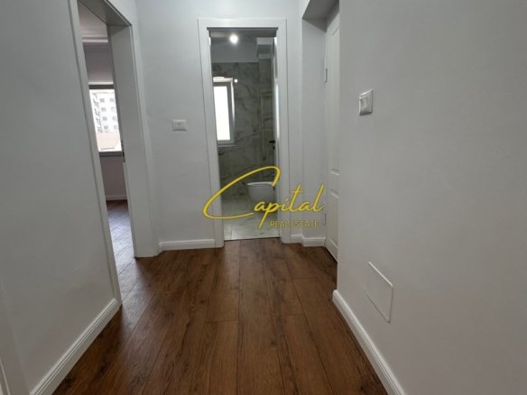 SHITET APARTAMENT 1+1 PAZARI I RI 16.000.000 LEKE