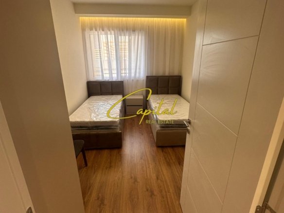 APARTAMENT ME QIRA 2+1 LAPRAKE 1000 EURO