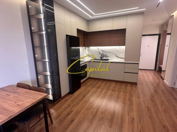 APARTAMENT ME QIRA 2+1 LAPRAKE 1000 EURO