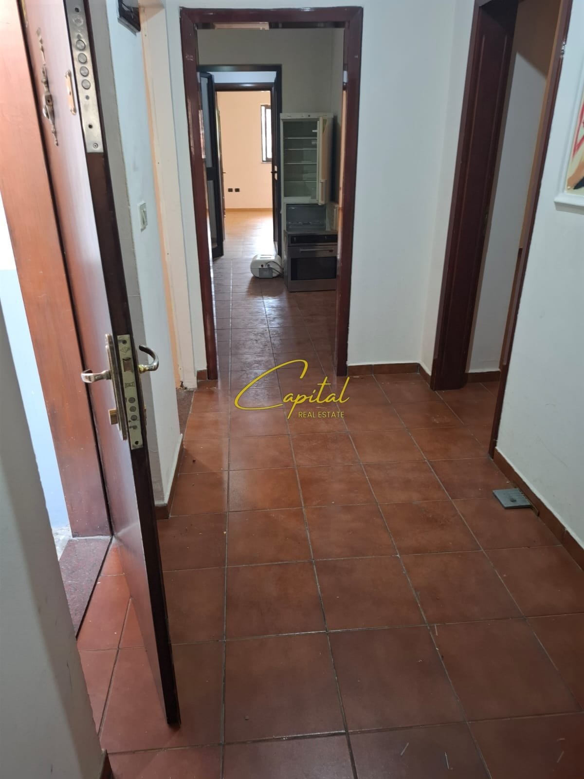 WhatsApp Image 2026-07-07 at 11.25.52 AM (2) SHITET APARTAMENT 4+1+2 RRUGA E KAVAJES 245.000 EURO