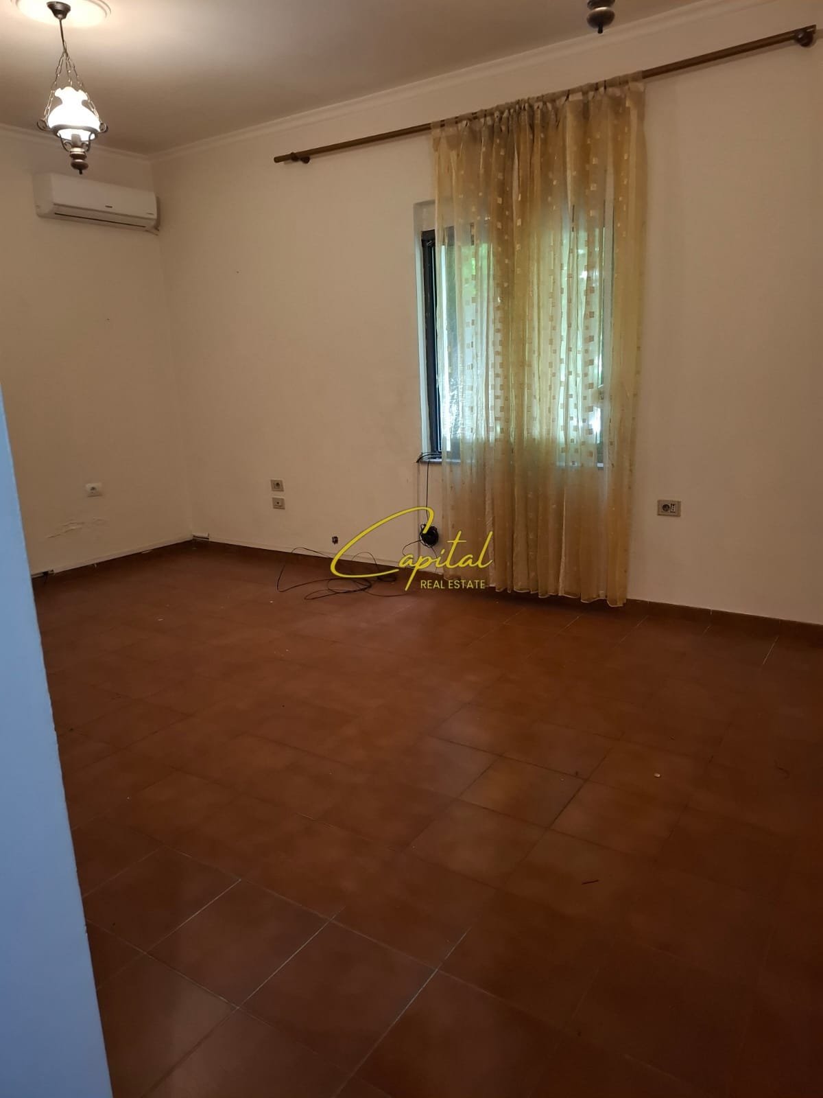 WhatsApp Image 2026-07-07 at 11.25.52 AM (3) SHITET APARTAMENT 4+1+2 RRUGA E KAVAJES 245.000 EURO