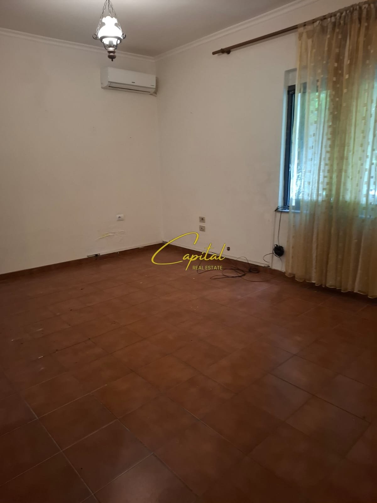 WhatsApp Image 2026-07-07 at 11.25.53 AM (1) SHITET APARTAMENT 4+1+2 RRUGA E KAVAJES 245.000 EURO