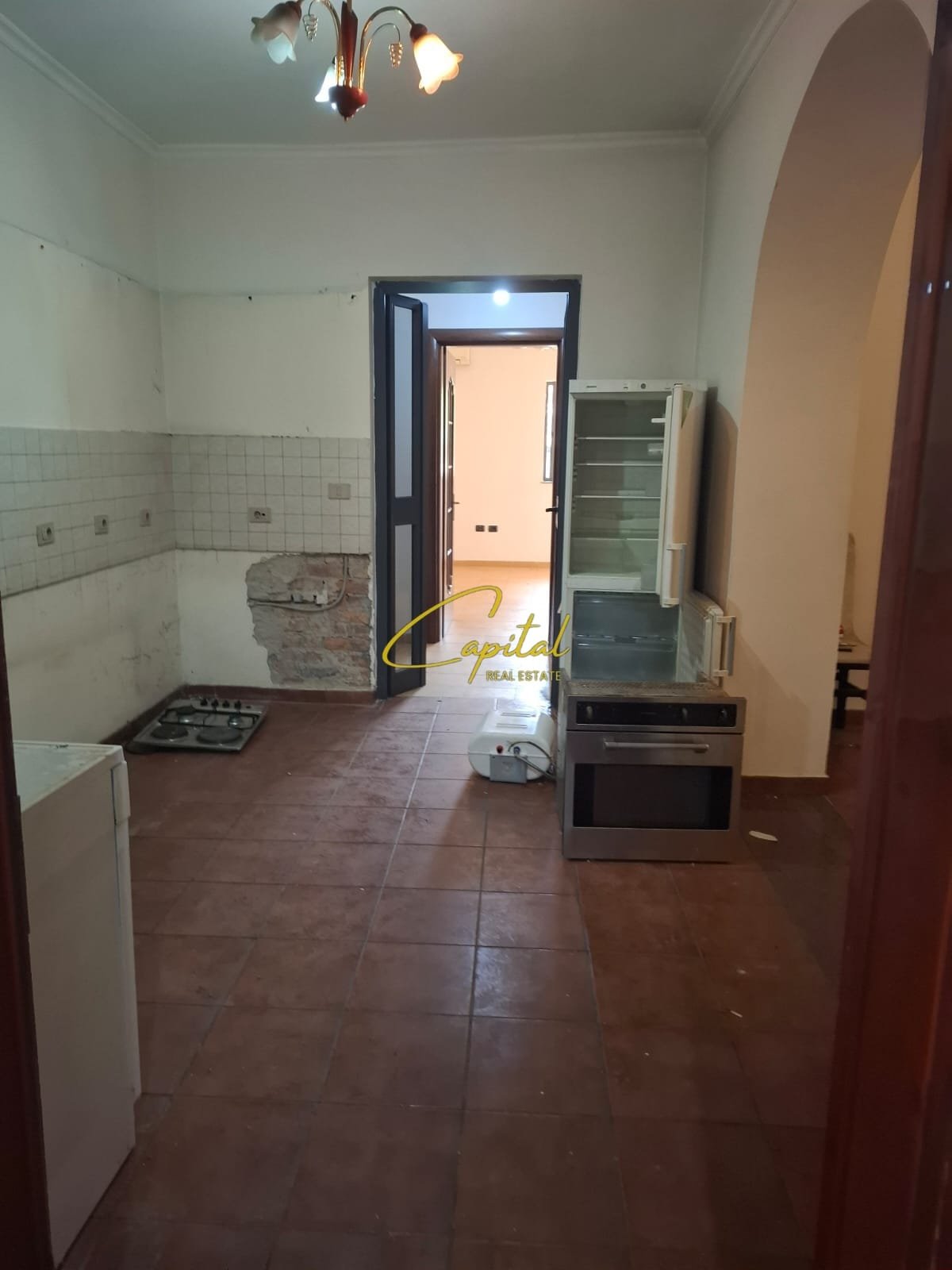 WhatsApp Image 2026-07-07 at 11.25.53 AM (2) SHITET APARTAMENT 4+1+2 RRUGA E KAVAJES 245.000 EURO