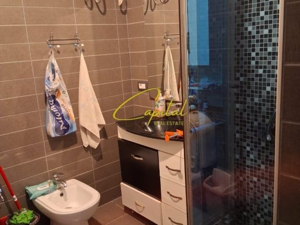 APARTAMENT ME QIRA 2+1 MYSLYM SHYRI 72.000 LEKE
