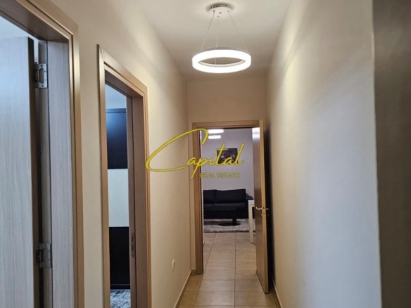 APARTAMENT ME QIRA 2+1 5 MAJI 55.000 LEKE