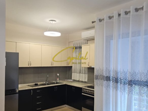 APARTAMENT ME QIRA 2+1 5 MAJI 55.000 LEKE