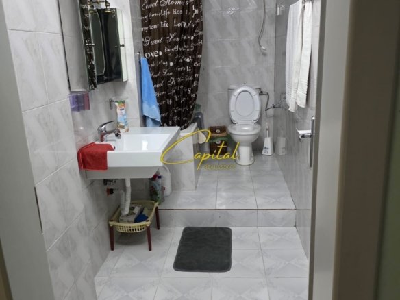 APARTAMENT ME QIRA 2+1 ALI DEMI 65.000 LEKE