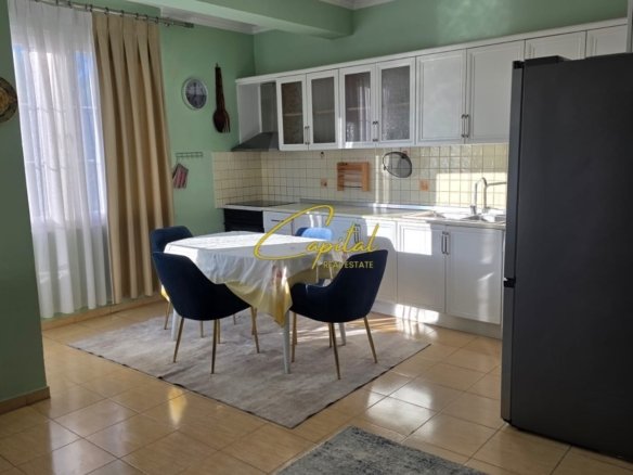 APARTAMENT ME QIRA 2+1 ALI DEMI 65.000 LEKE