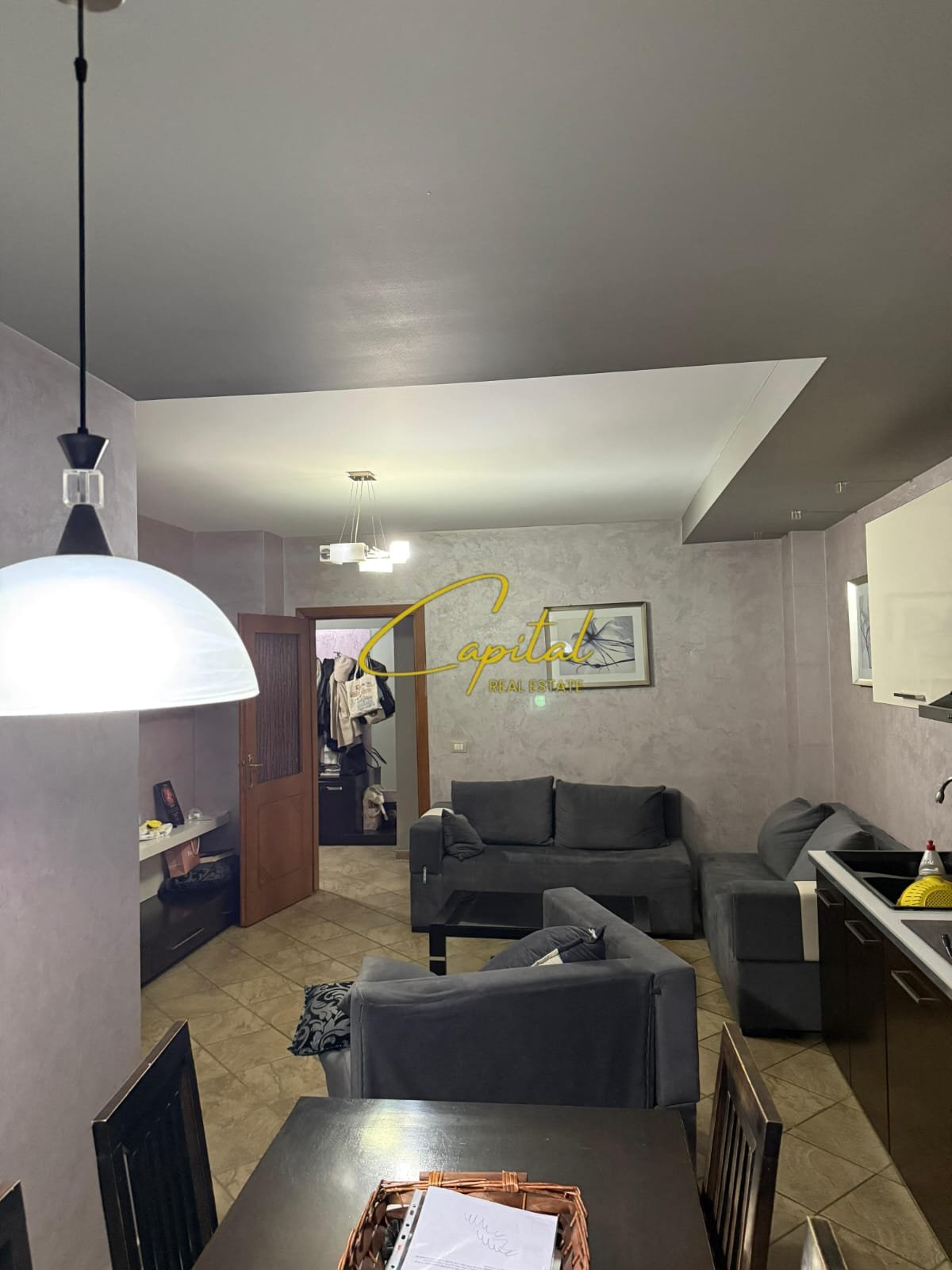 APARTAMENT ME QIRA 2+1 21 DHJETORI 600 EURO