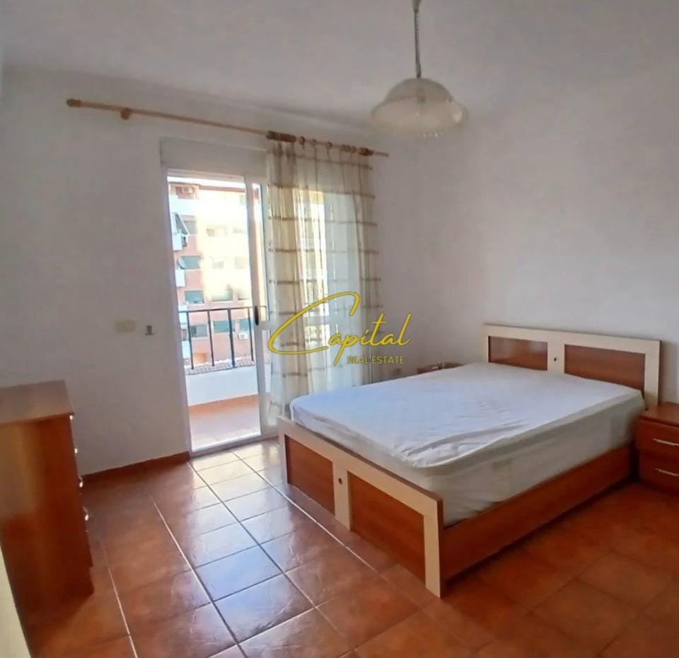 APARTAMENT ME QIRA 1+1 PAZARI I RI 50.000 LEKE