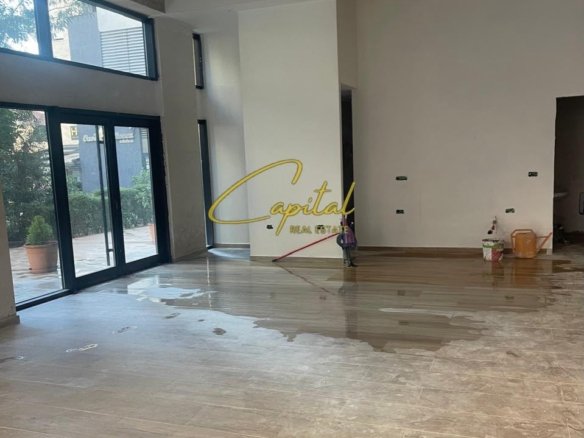 AMBIENT BIZNESI ME QIRA 210 M2 BRRYLI 1.500 EURO