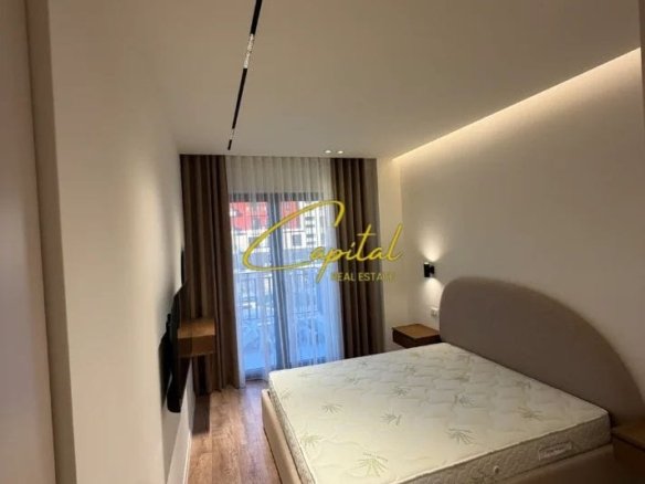 APARTAMENT ME QIRA 3+1+2 RRUGA JORDAN MISJA 1.100 EURO