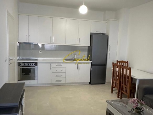 APARTAMENT ME QIRA 2+1 RRUGA E KAVAJES 65.000 LEKE