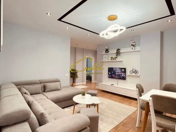 APARTAMENT ME QIRA 2+1 21 DHJETORI 73.000 LEKE