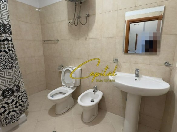APARTAMENT ME QIRA 1+1 QENDER 65.000 LEKE